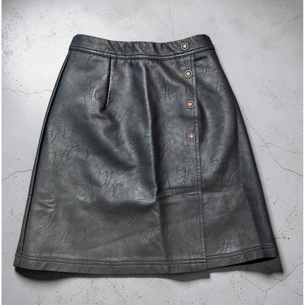 Tagoo Faux Leather Mini Skirt Black Size XS A-Line Side Button Lined Back Zip